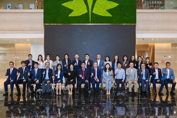 同心聚力，上澤齊輝 | 上藥控股與澤璟制藥舉行戰(zhàn)略合作簽約儀式